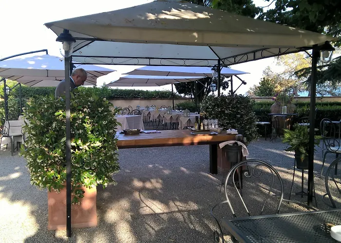 Di Monte Solare Hotel *